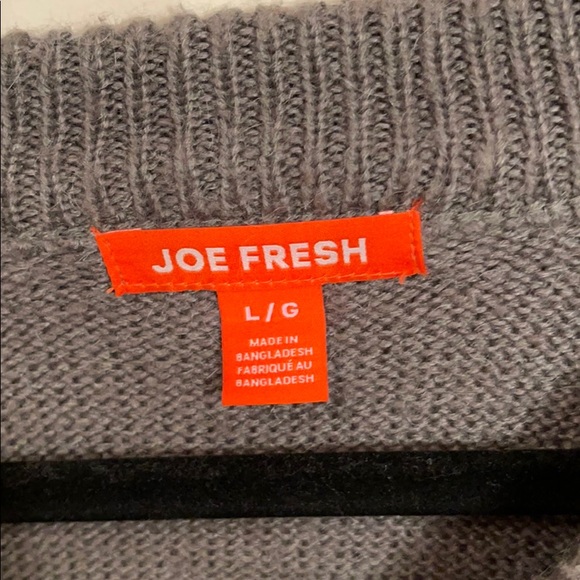 dark grey sweater - Picture 2 of 3